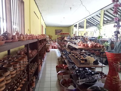 SENTRA KERAMIK USAHA KARYA