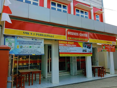 sepatu kekinian remaja