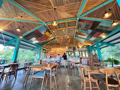 Silver Roof Cafe