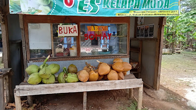 SIOMAY CHEMON BRO DAN ES KELAPA MUDA SUSU.