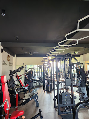 SKYFIT GYM & VIEW