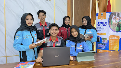 SMK Makmur 1 Cilacap