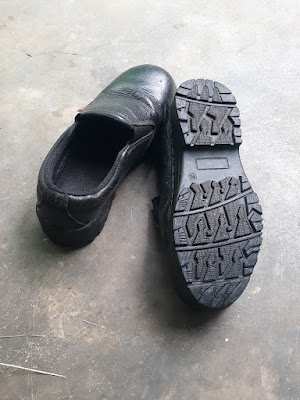 Sol Sepatu Pak Tulus