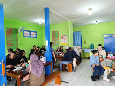 Sop ayam klaten jl ajibarang secang