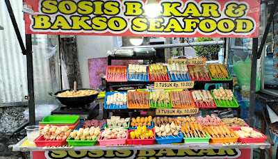 Sosis bakar & bakso seafood & korean food alun alun