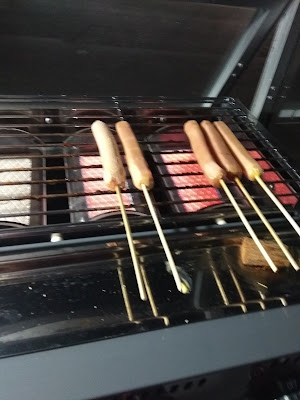sosis bakar dan sate seafood serba 2000