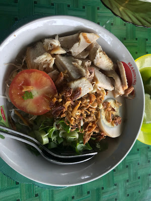 Soto Ayam dan Gorengan Mang Usin