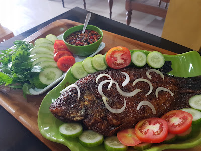 Soto Dan Ayam Goreng Kang Gendut
