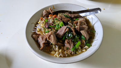 Soto Sapi Jatisaba Ibu Khariri