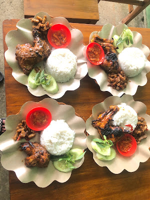 Spesial Ayam “Monggo Mampir”