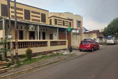 SPOT ON 93917 Homestay Adreena Syariah