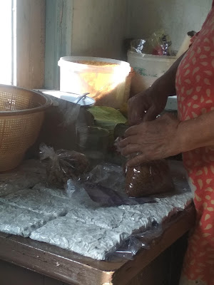 SRUNDENG KELAPA & SAYUR TEMPE MBAH CIPTO PEPEDAN