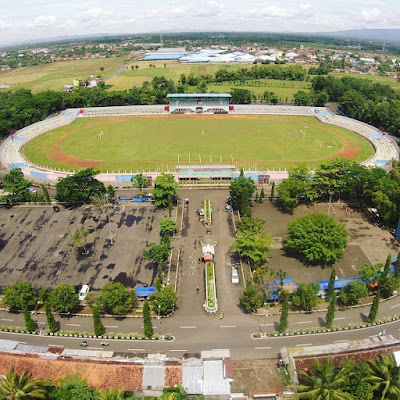 Stadion Goentoer Darjono