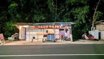 Tahu kupat Kurniawan