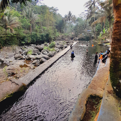 Telaga Damar Payung