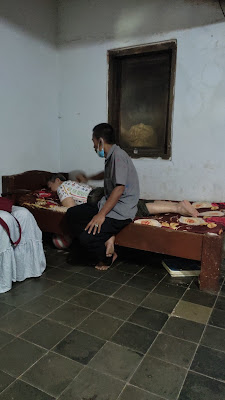 Terapi Cubit / Pijat Refleksi Bapak Sulino