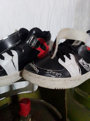 Terima jahit sepatu dan sendal