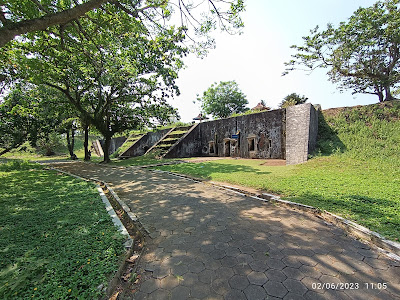 Terowongan Benteng Pendem