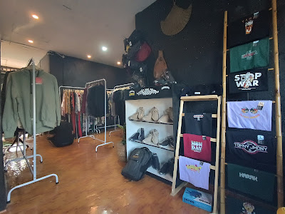 THE MORE STORE