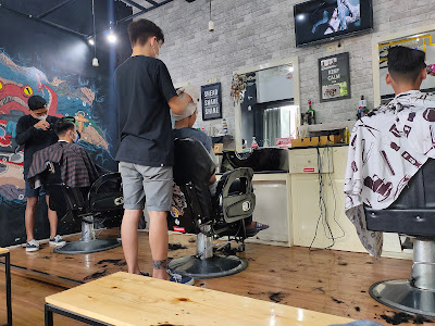 The Octopus Barbershop