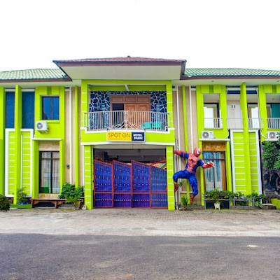 The Reef Hotel
