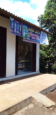 Toko Abdi Jaya Bu Munawaroh