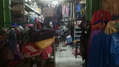 Toko Apollo Sandal Sepatu Dan Tas Pasar Wage
