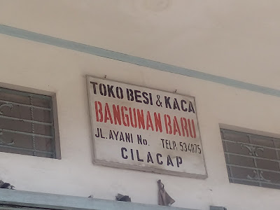 Toko Besi & Kaca Bangunan Baru
