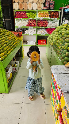 Toko Buah Cemerlang