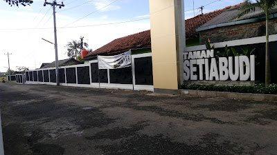 Toko Buku Ananda Store