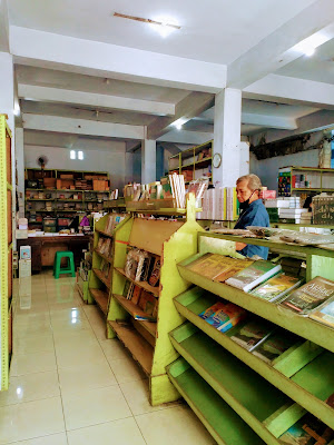 Toko Buku Pahala