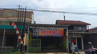 Toko cat tembok kiloan (Toko Pelangi Nazar Paint)
