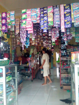 TOKO HENI ROHAENI