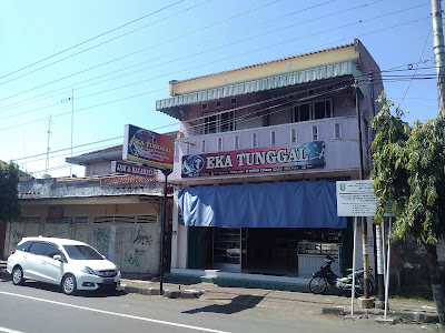 Toko Jam Eka Tunggal