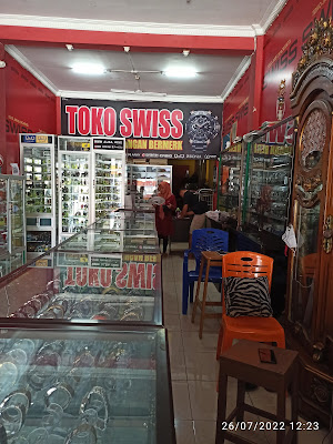 Toko Jam SWISS