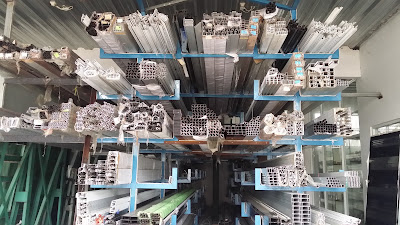 Toko Kaca Dan Aluminium MUGI JAYA