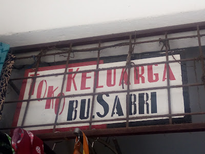 Toko Keluarga Bu. Sabri