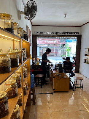 Toko Kopi Purwokerto dan Toko Biji Kopi Nakopi Roastery
