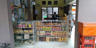 Toko Kripik Inti Sari