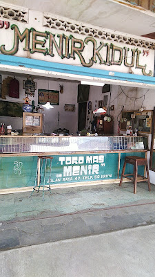 Toko mas Menir kidul