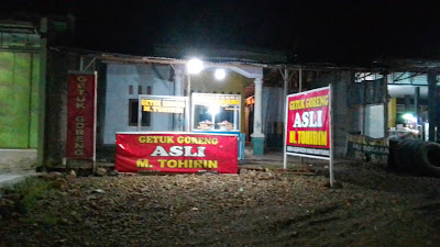 toko oleh oleh bu yulie