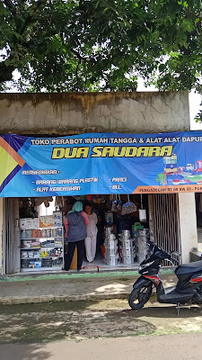 Toko Perabotan Dua Saudara