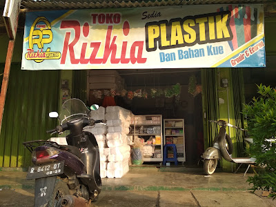 TOKO PLASTIK RIZKIA