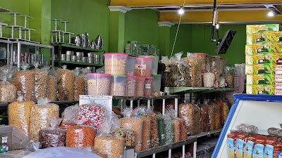Toko Roti Sari Manis