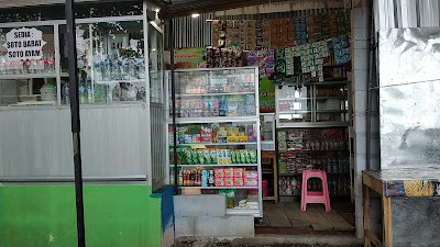 Toko sajang pakan burung