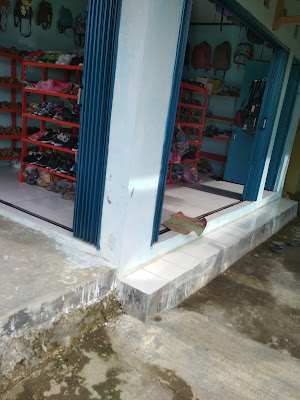TOKO SANDAL DAN SEPATU