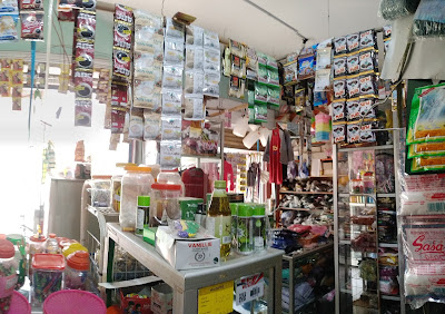 Toko Sari Putri (Bu Saritem)