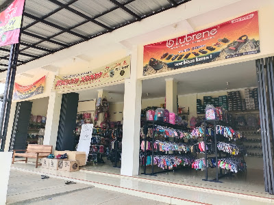 toko sepatu jembar abadi