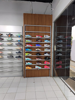 TOKO SEPATU PLANET SHOES PURBALINGGA