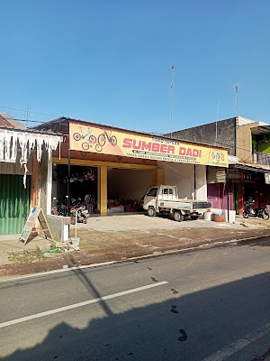 TOKO SEPEDA SUMBER DADI